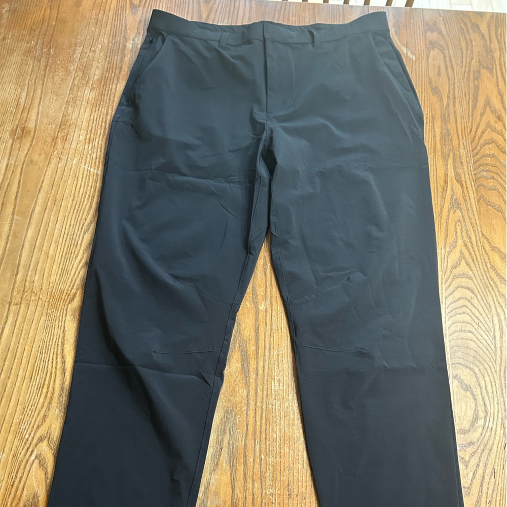 Fabletics Men's Pants, “The Only Pant”, obsidian, size large